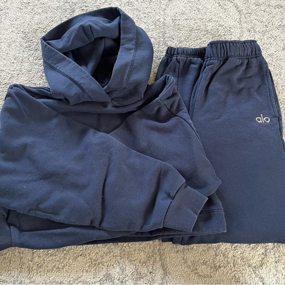 Alo Bae Hoodie and Accolade Sweatpants Set- Navy
